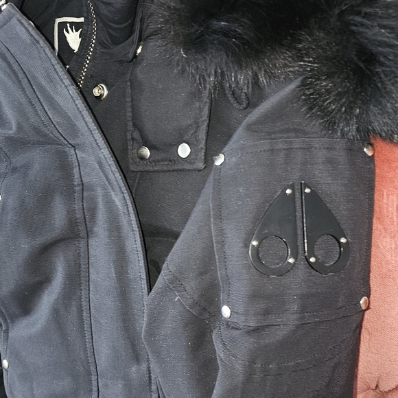 Authentic Women's Moose Knuckle Small Size Parka - Picture 6 of 8